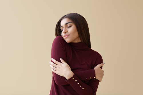 "אני הכי טוב" – אהבה עצמית מיותרת